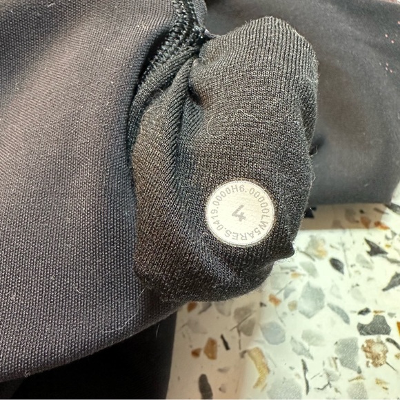 Lululemon Wunder Under - Picture 4 of 4